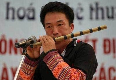 Einzigartige Musikinstrumente aus Bambus in Vietnam